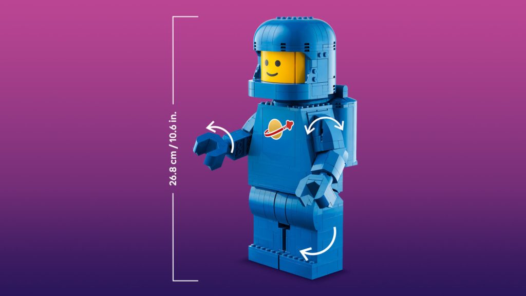 40921 Scaled-Up Blue Astronaut Minifigure 1