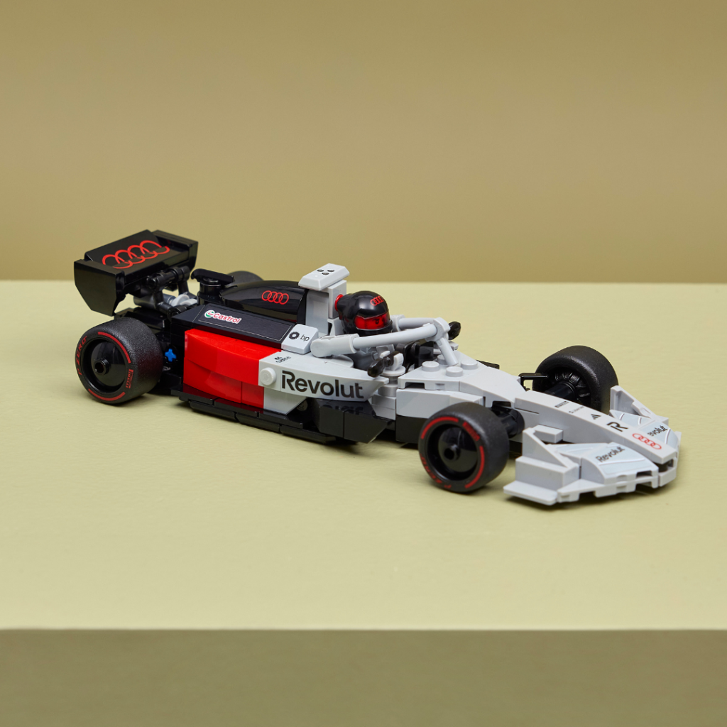 77259 Audi Revolut F1 Team R26 1