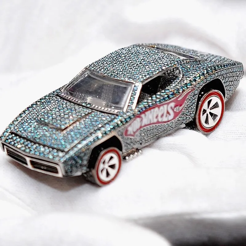 діамантова гоночна машинка Hot Wheels