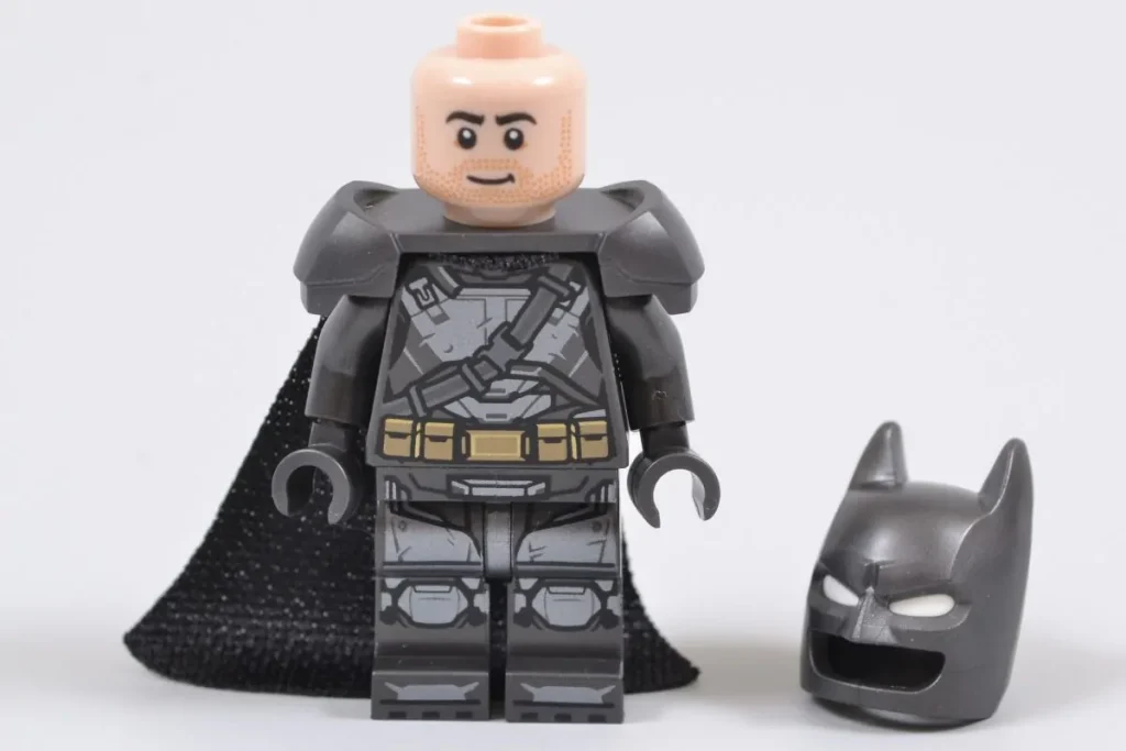 Мініфігурка 76331 Batman v Superman: Batmobile 1