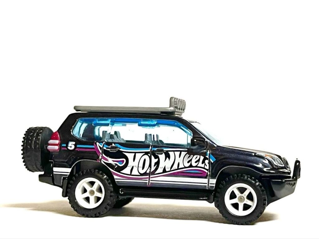 Hot Wheels Toyota Land Cruiser Prado 2005 — 2026 року випуску