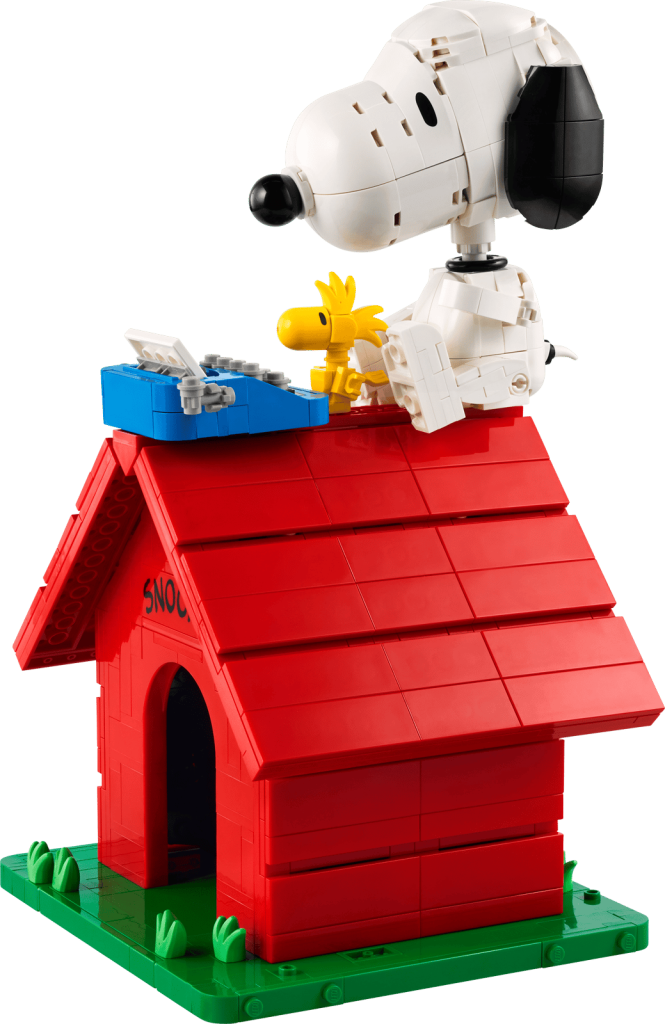 LEGO Ideas — Peanuts: Snoopy's Doghouse 21368