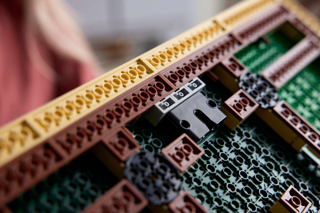 LEGO Art 31220 Claude Monet – Bridge over a Pond of Water Lilies 4