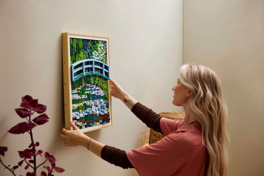 LEGO Art 31220 Claude Monet – Bridge over a Pond of Water Lilies 7