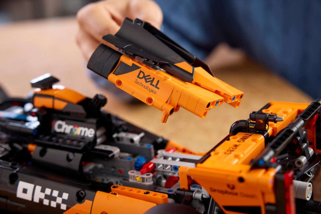 Набір LEGO Technic 42228 McLaren MCL39 F1 2026 року