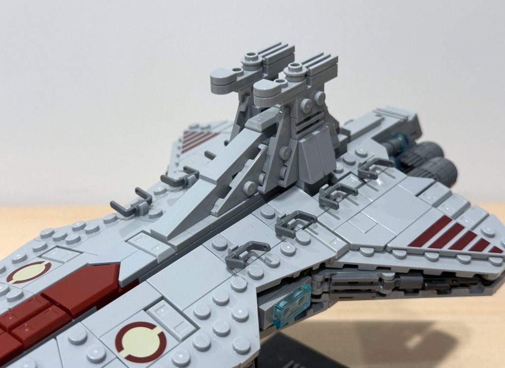 LEGO Star Wars Venator-Class Attack Cruiser 75441 Fin 4