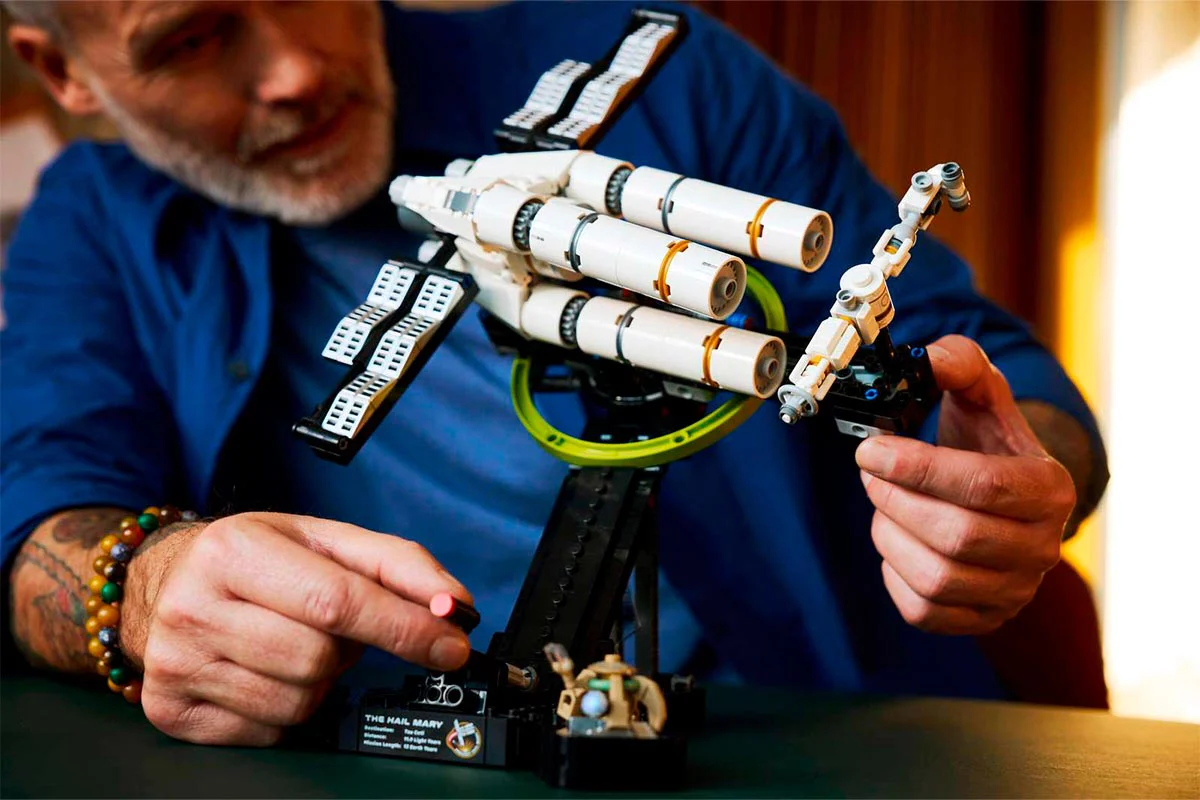 LEGO Icons Project Hail Mary 11389: як дизайнер System освоїв Technic заради однієї ключової функції