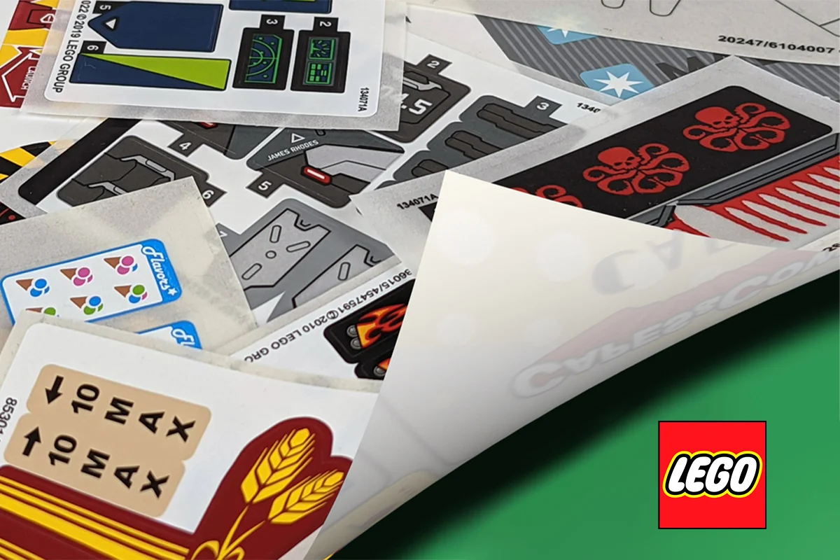 Як наклеювати наліпки з наборів LEGO без стресу
