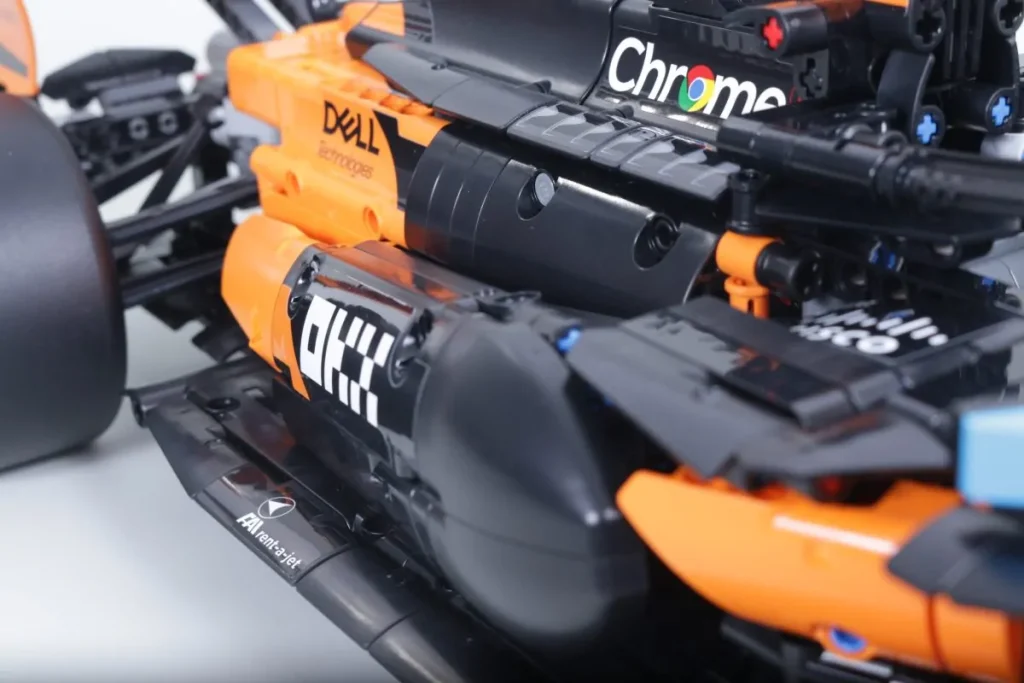 LEGO Technic 42228 McLaren MCL39 (3)