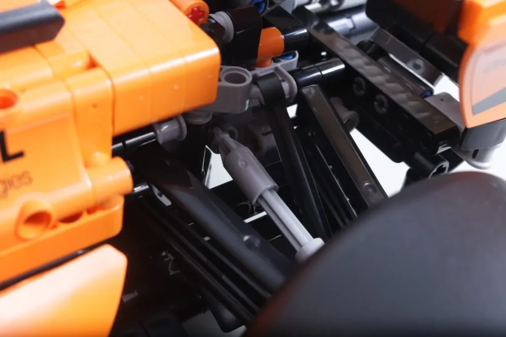 LEGO Technic 42228 McLaren MCL39 F1 Car (11)