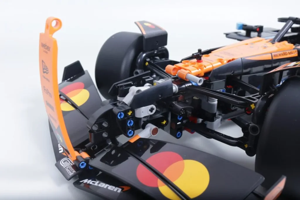 LEGO Technic 42228 McLaren MCL39 F1 Car (14)