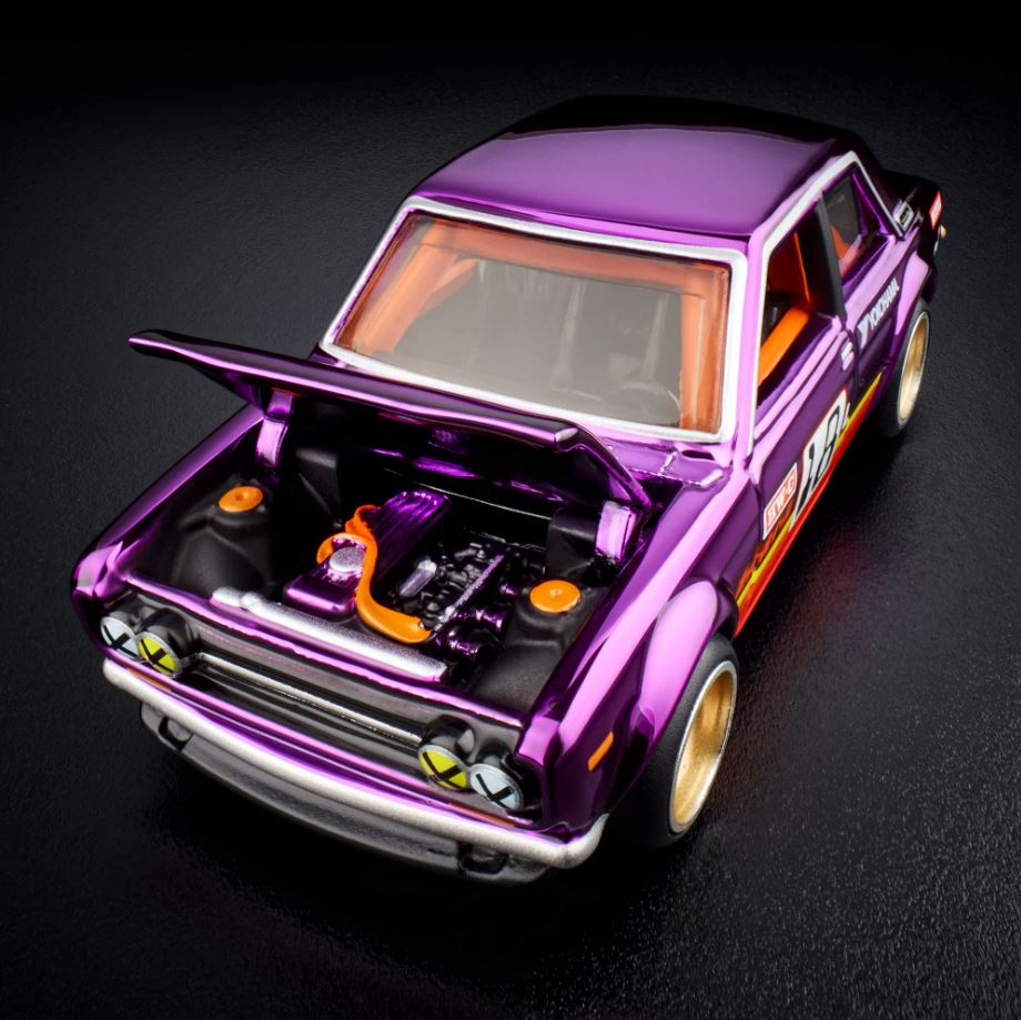 Hot Wheels Datsun 510 у виконанні Spectraflame Purple (3)