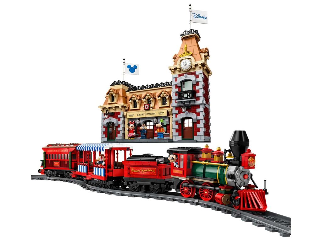 LEGO Powered UP 71044 Disney Train and Station