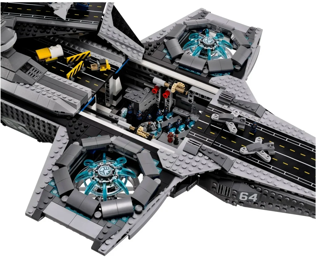 LEGO Marvel 76042 The SHIELD Helicarrier