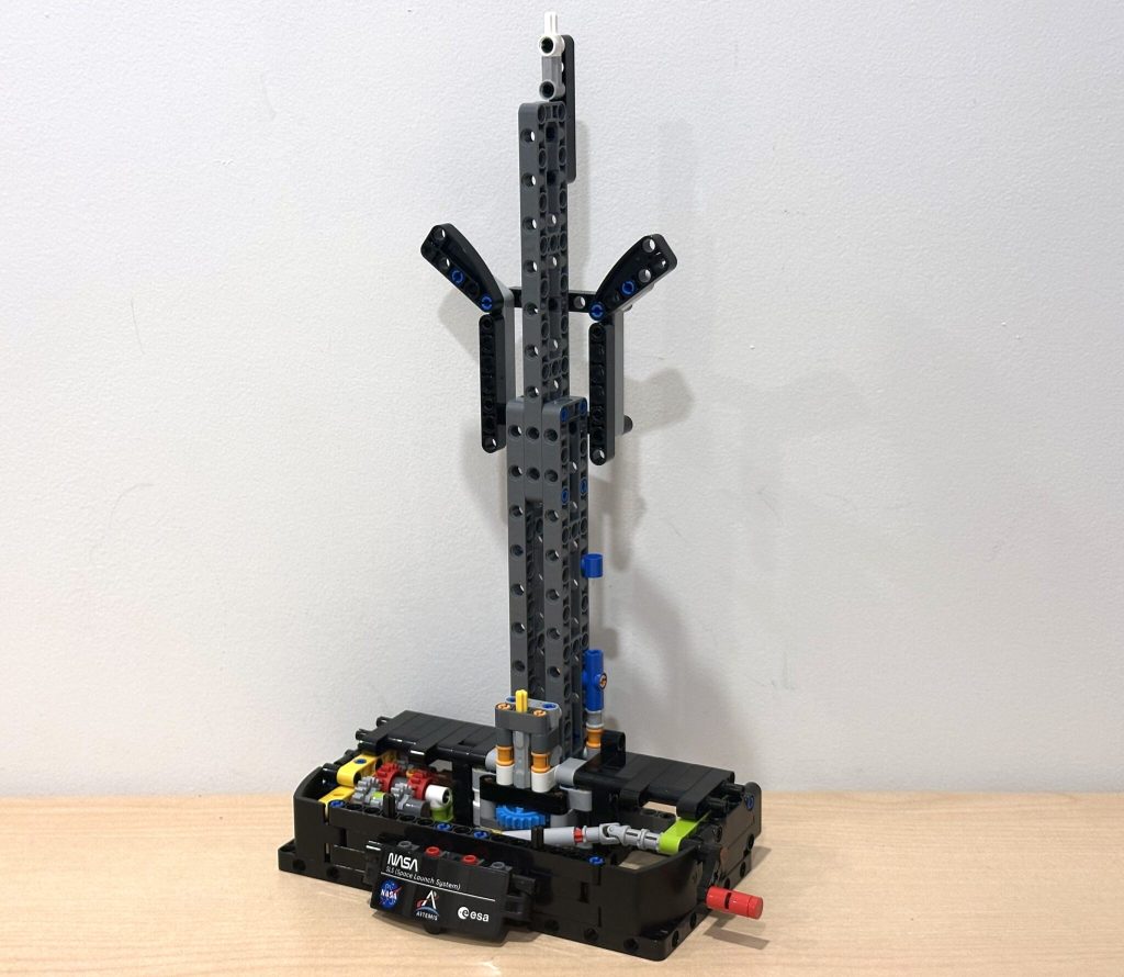 Пакет 3 набору LEGO Technic 42221 NASA Artemis Space Launch System Rocket