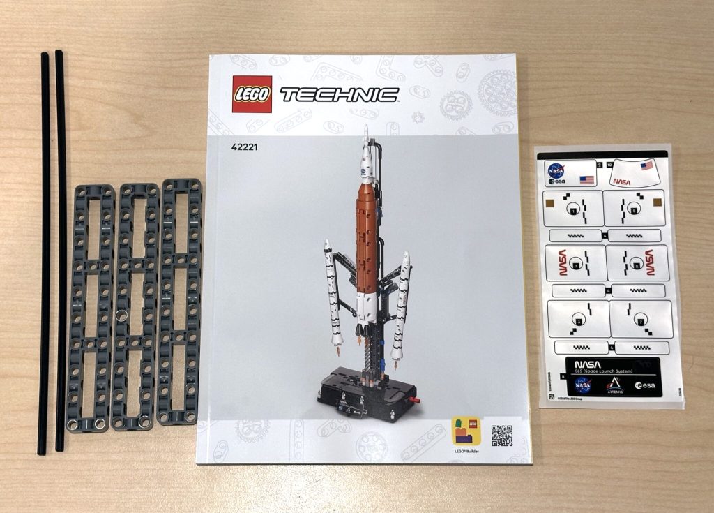 LEGO Technic 42221 NASA Artemis Space Launch System Rocket