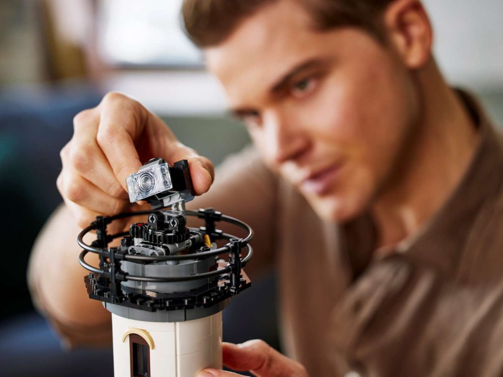 LEGO Ideas 21335 Motorized Lighthouse