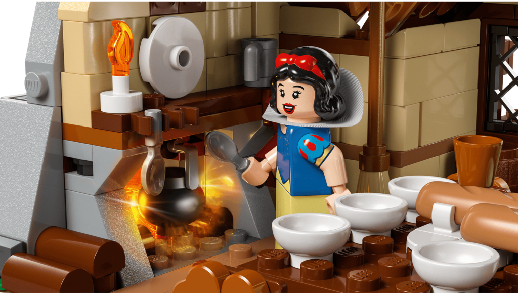 LEGO Disney 43242 Snow White and the Seven Dwarfs' Cottage