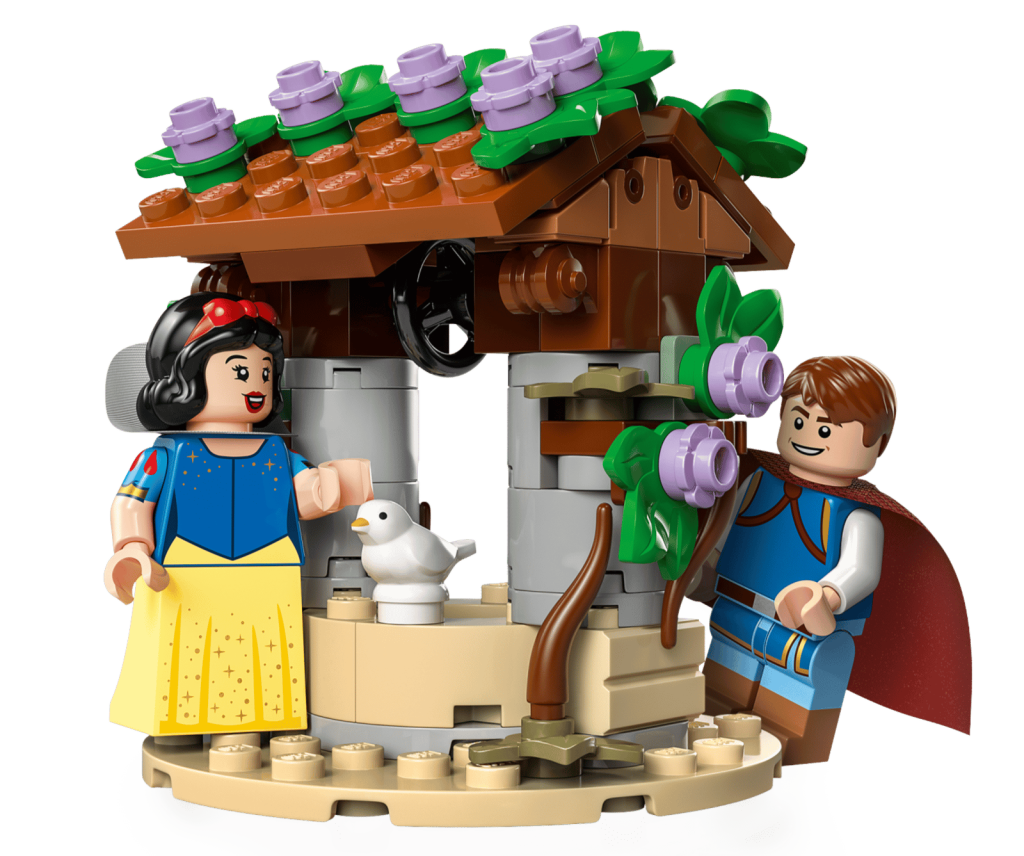 LEGO Disney 43242 Snow White and the Seven Dwarfs' Cottage