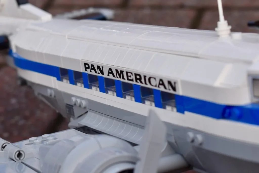 LEGO Icons 11378 Douglas DC-3 PAN AM Airliner