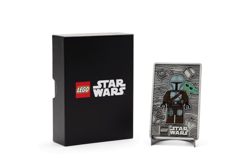 5010325 The Mandalorian & Grogu Metal Card