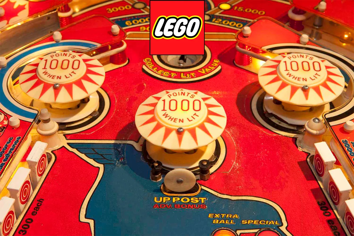 LEGO 11374 Classic Space Pinball Machine — чутки про новий набір Icons липня 2026 року