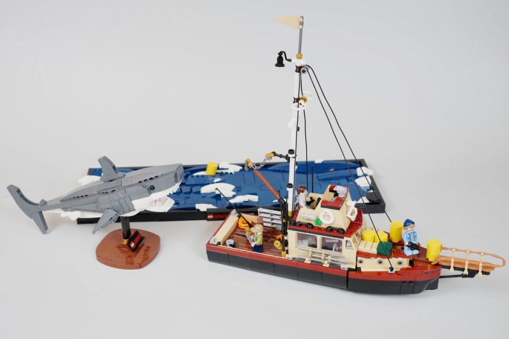 LEGO Ideas 21350 Jaws