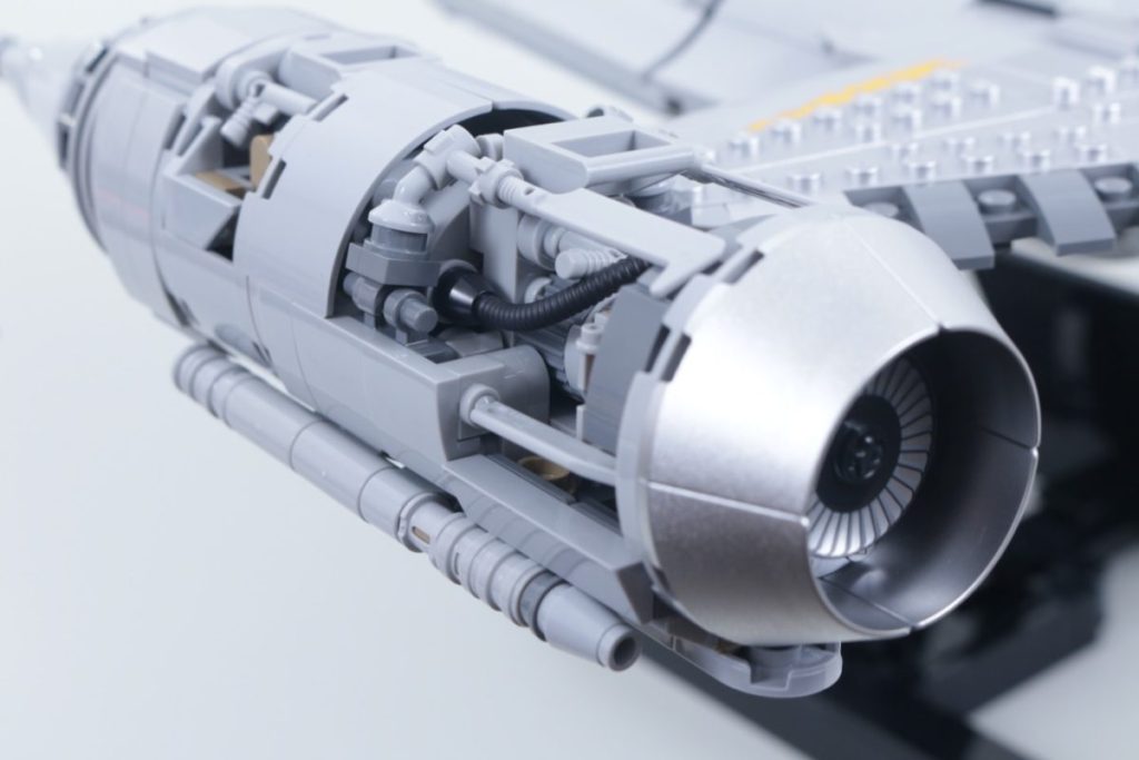 LEGO Star Wars 75442 The Mandalorian's N-1 Starfighter