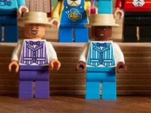 Dapper Dan (жовтий) / Dapper Dan (Yellow) — LEGO Disney 43302 Головна вулиця США (Main Street, U.S.A.)