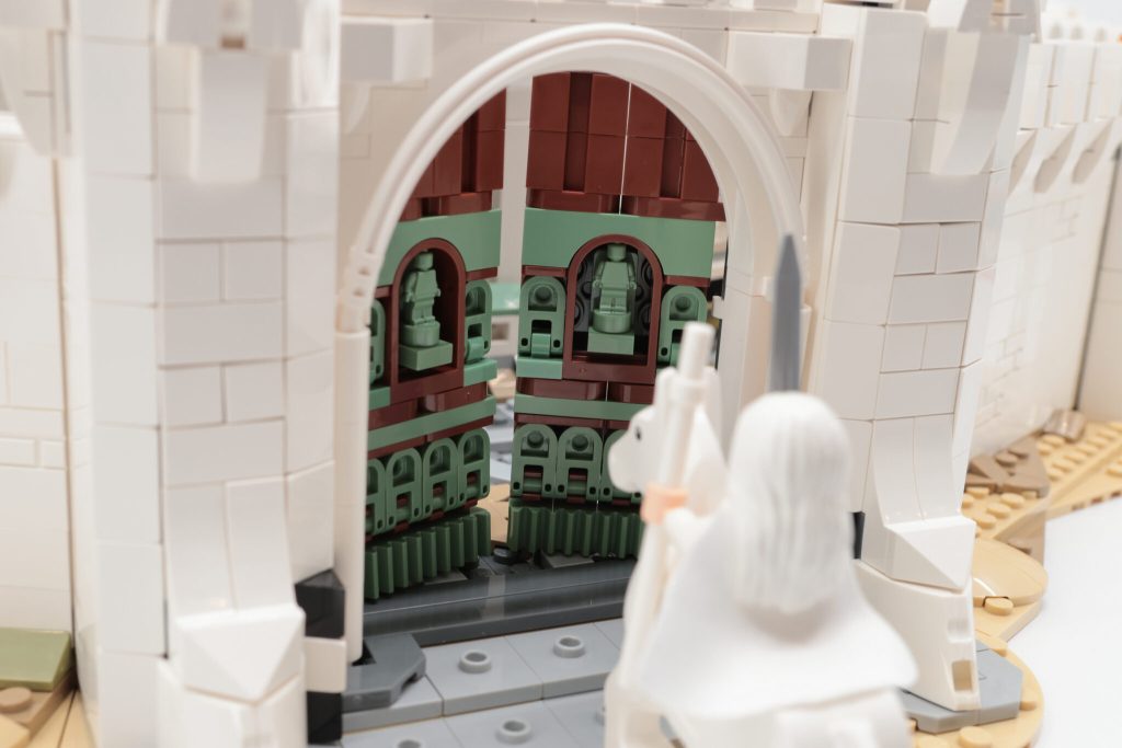 LEGO Icons 11377 The Lord of the Rings: Minas Tirith