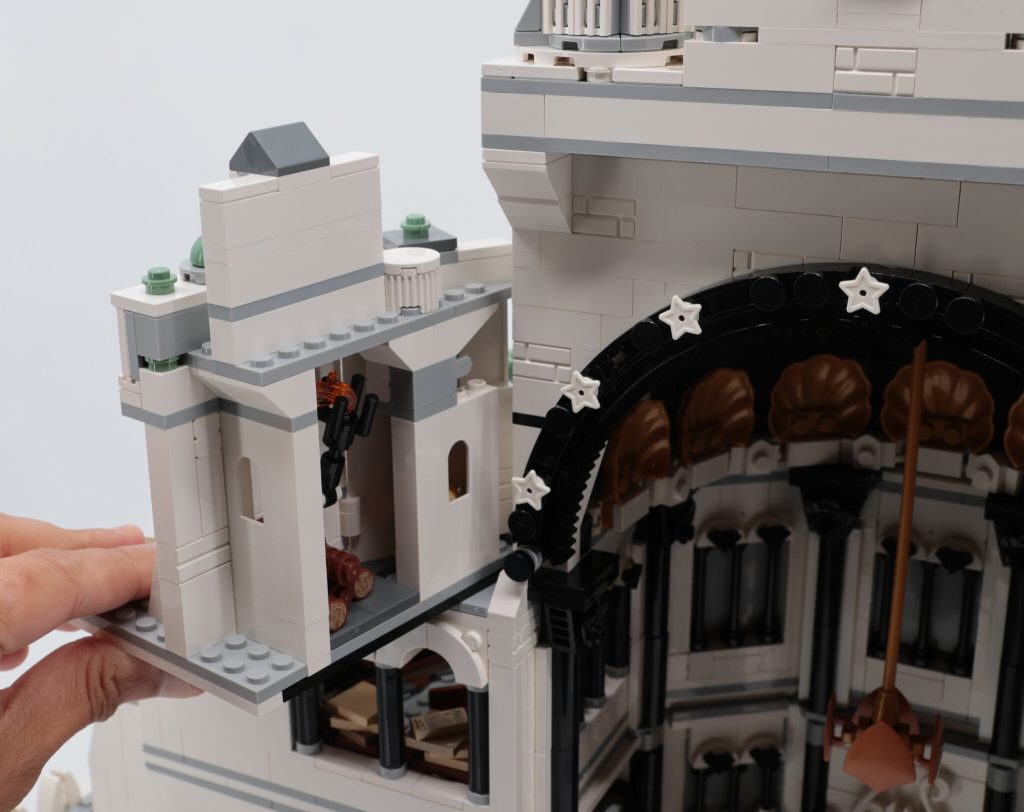 LEGO Icons 11377 The Lord of the Rings: Minas Tirith