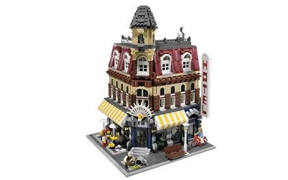 LEGO Icons 10182 Кав’ярня на розі (Café Corner)