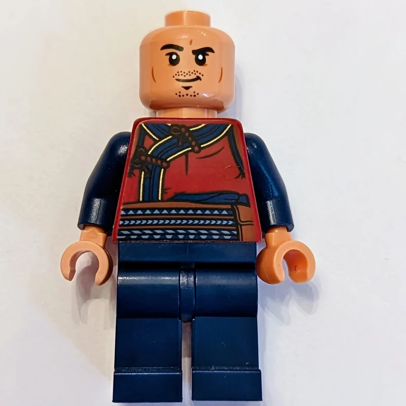 Вонг / Wong — LEGO Marvel 76269 Avengers Tower