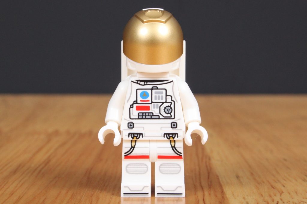 LEGO Icons 11382 Hubble Space Telescope