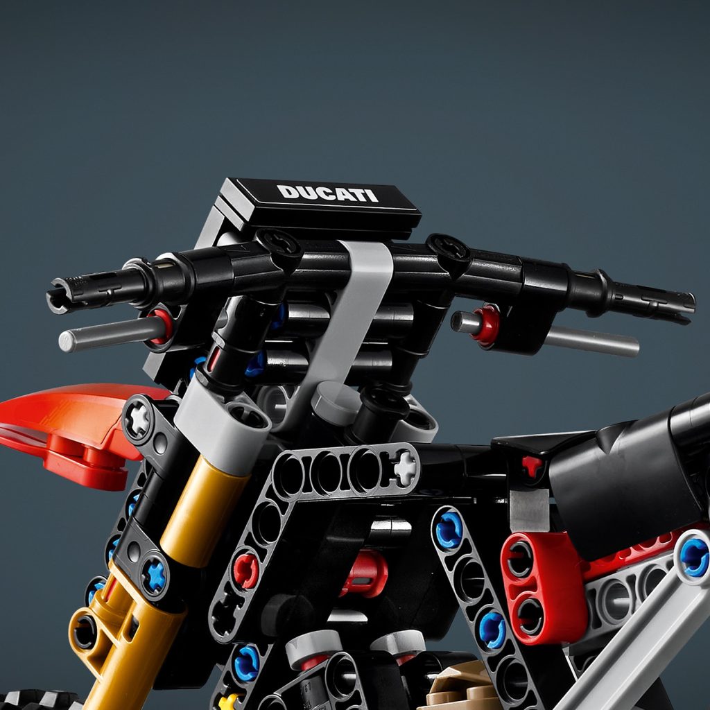 LEGO Technic 42238 Ducati Desmo450 MX