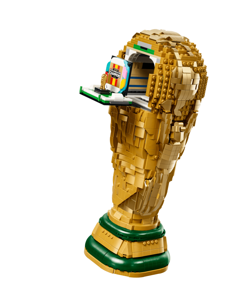 LEGO Editions 4000351 FIFA World Cup Official Trophy – Champions Edition