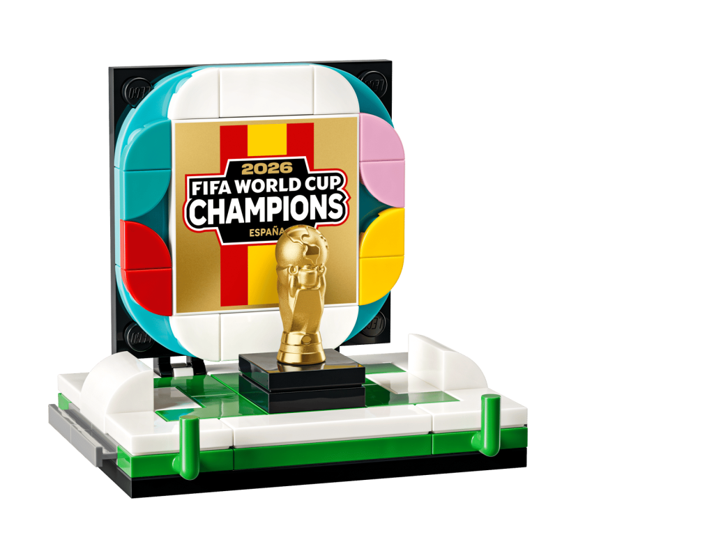 LEGO Editions 4000351 FIFA World Cup Official Trophy – Champions Edition