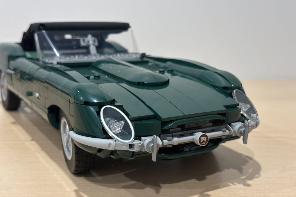 LEGO Icons 11381 Jaguar E-Type