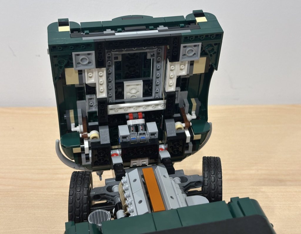 LEGO Icons 11381 Jaguar E-Type