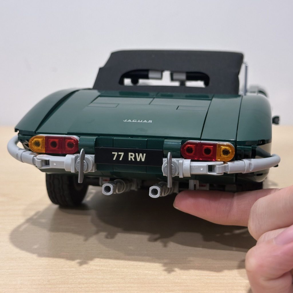 LEGO Icons 11381 Jaguar E-Type