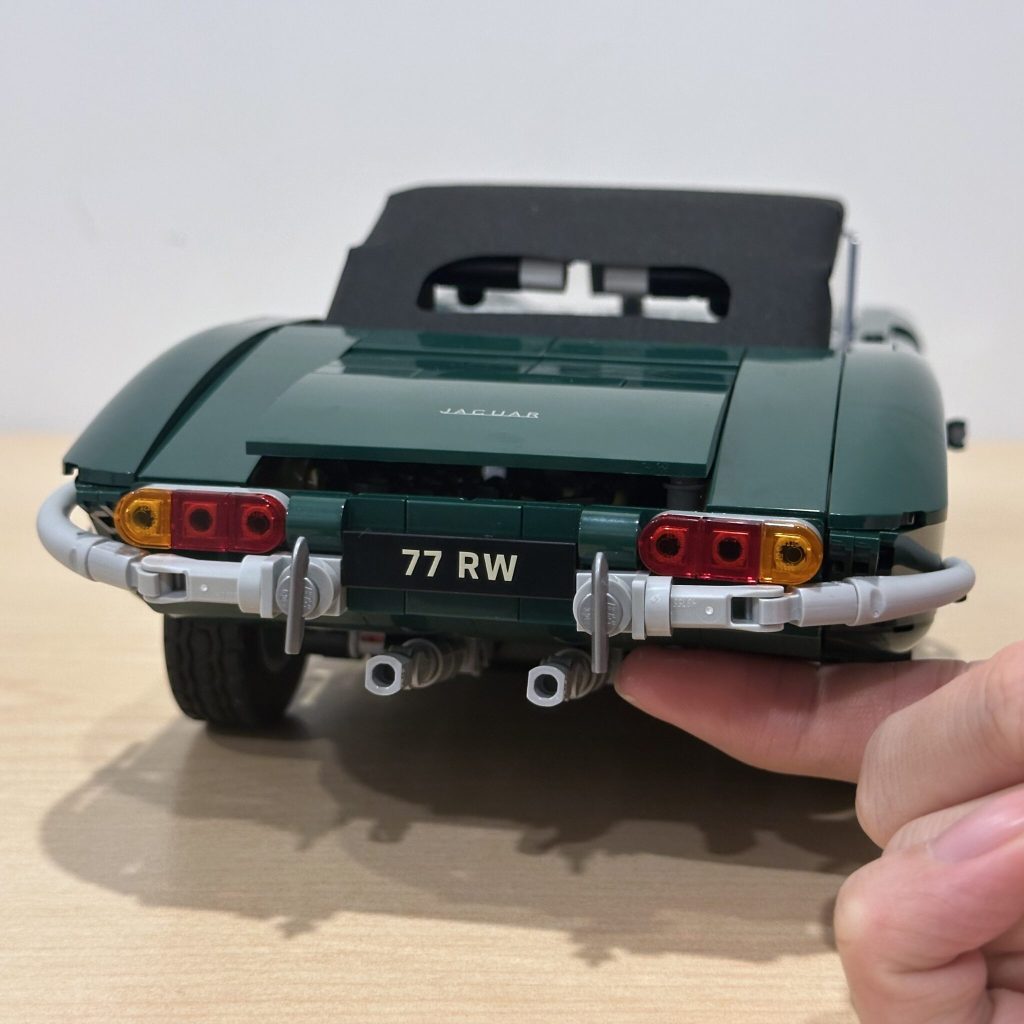 LEGO Icons 11381 Jaguar E-Type