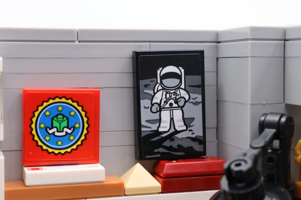 LEGO Ideas 21369 The X-Files