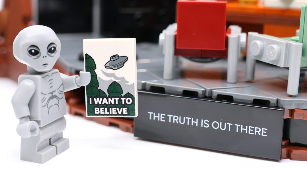 LEGO Ideas 21369 The X-Files
