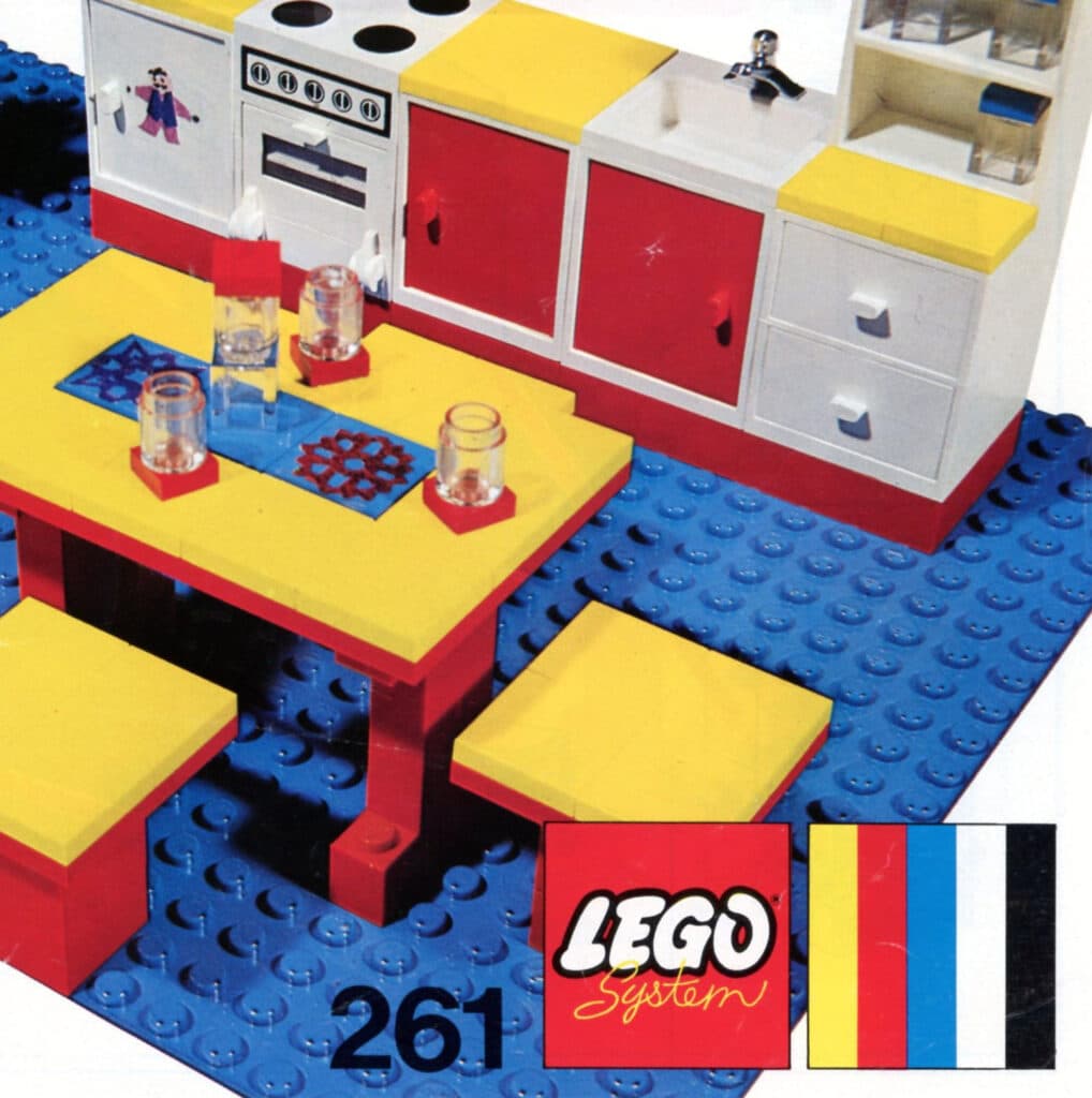 LEGO Homemaker Kitchen 261