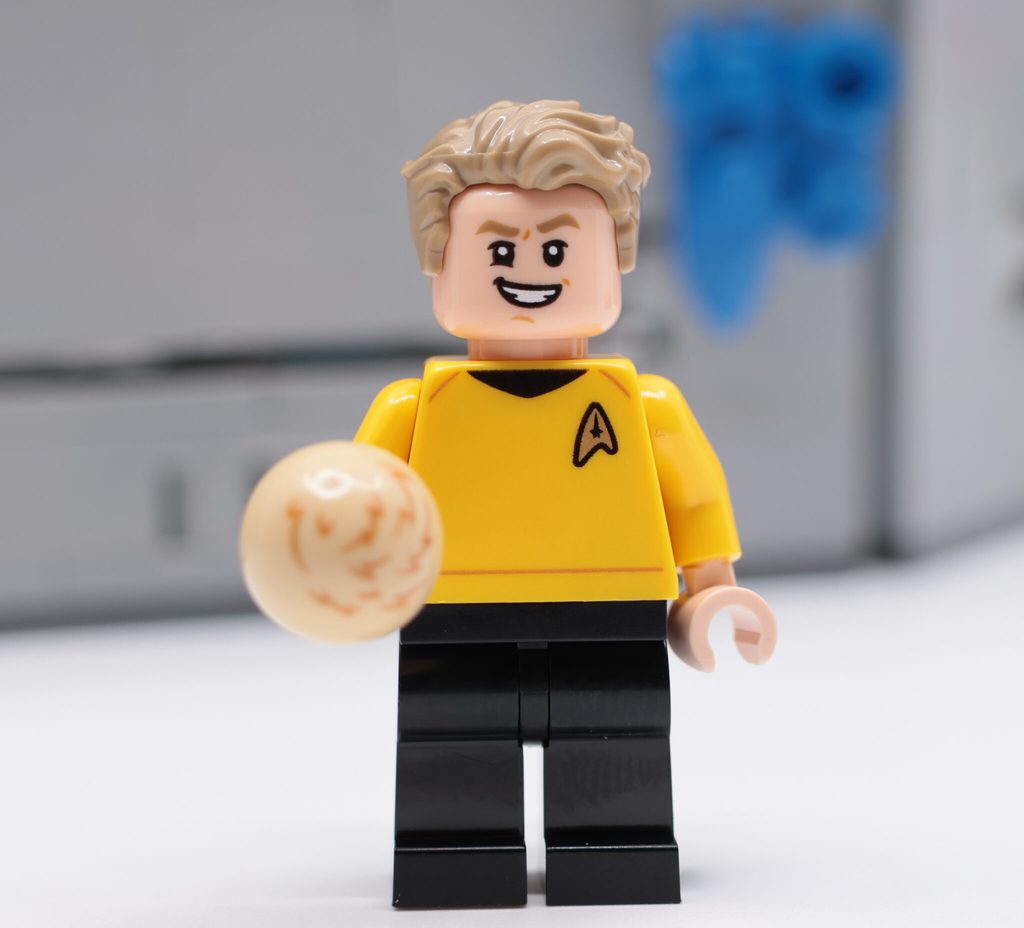 LEGO Icons 11385 Star Trek: U.S.S. Enterprise NCC-1701 Bridge