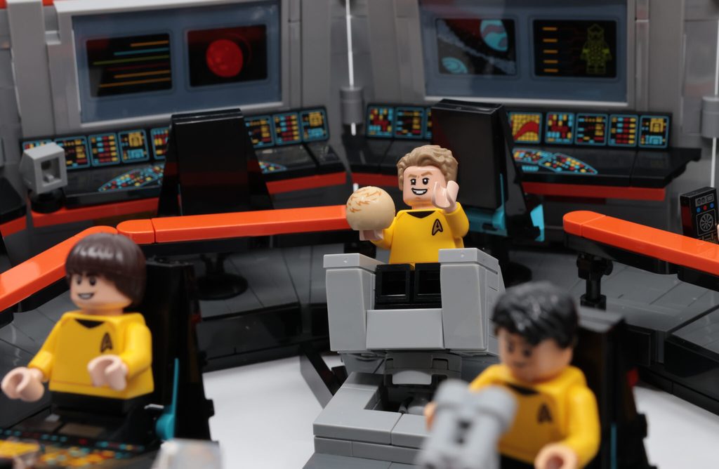 LEGO Icons 11385 Star Trek: U.S.S. Enterprise NCC-1701 Bridge