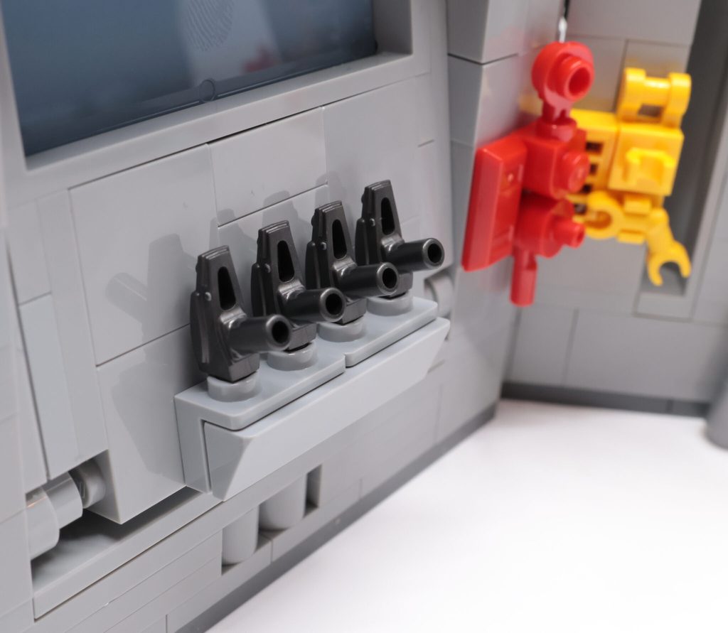 LEGO Icons 11385 Star Trek: U.S.S. Enterprise NCC-1701 Bridge