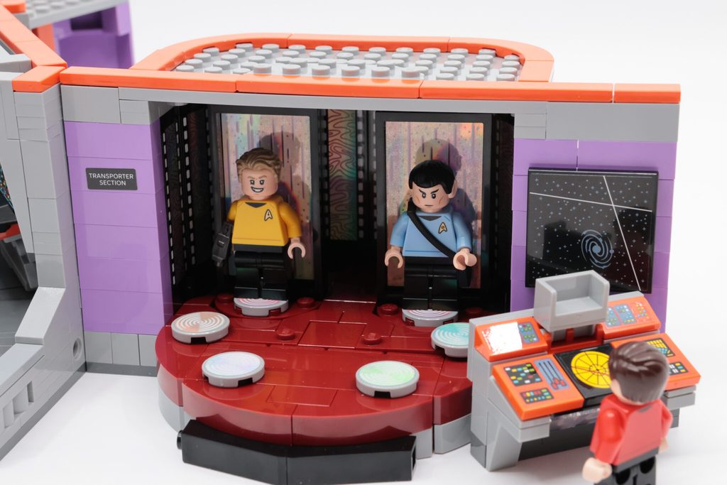 LEGO Icons 11385 Star Trek: U.S.S. Enterprise NCC-1701 Bridge