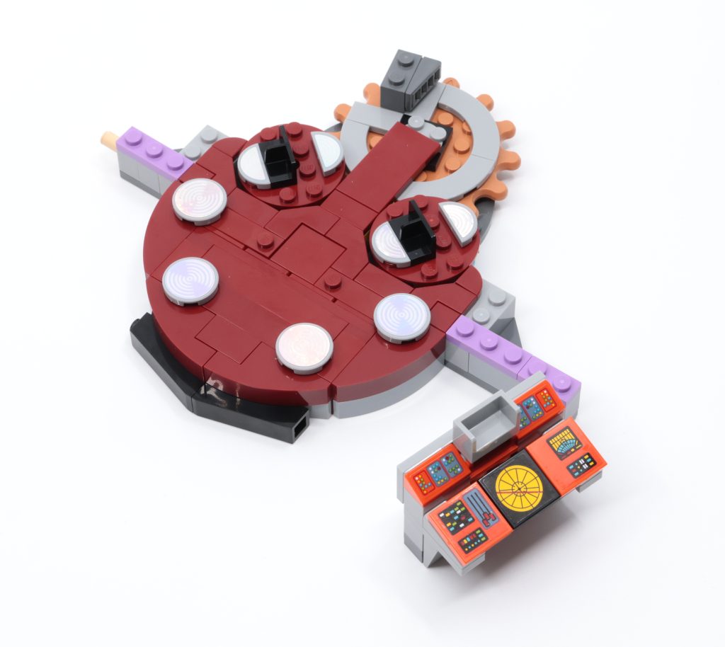 LEGO Icons 11385 Star Trek: U.S.S. Enterprise NCC-1701 Bridge