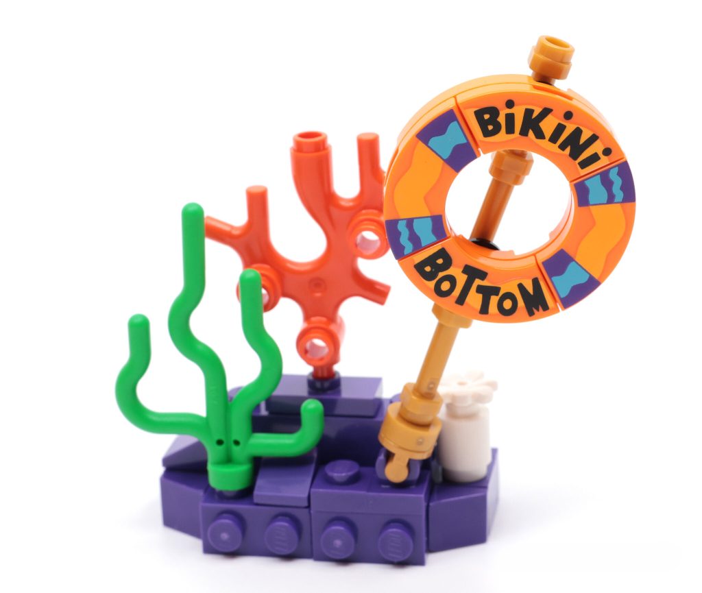 LEGO Icons 11386 SpongeBob SquarePants: Bikini Bottom